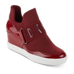 DKNY Women's Navy Cosmos Slip On Logo Wedge Sneakers Sz 8